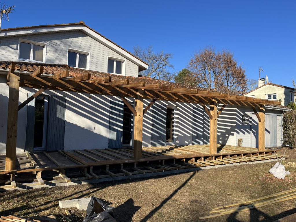 PERGOLA VUE DE FACE